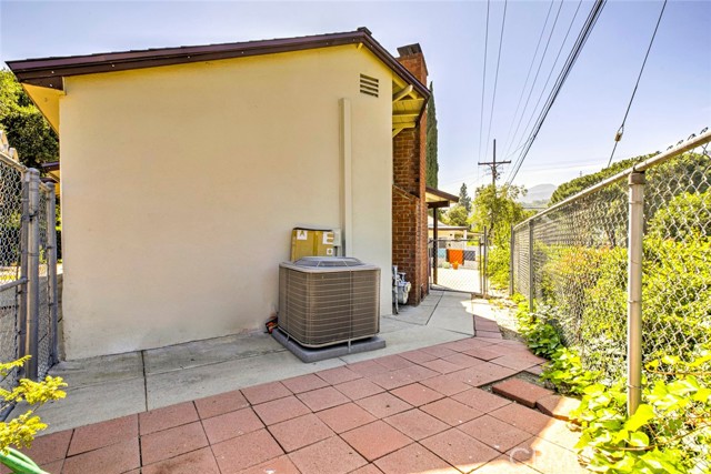 Detail Gallery Image 58 of 64 For 3352 Montrose, La Crescenta,  CA 91214 - 3 Beds | 3 Baths