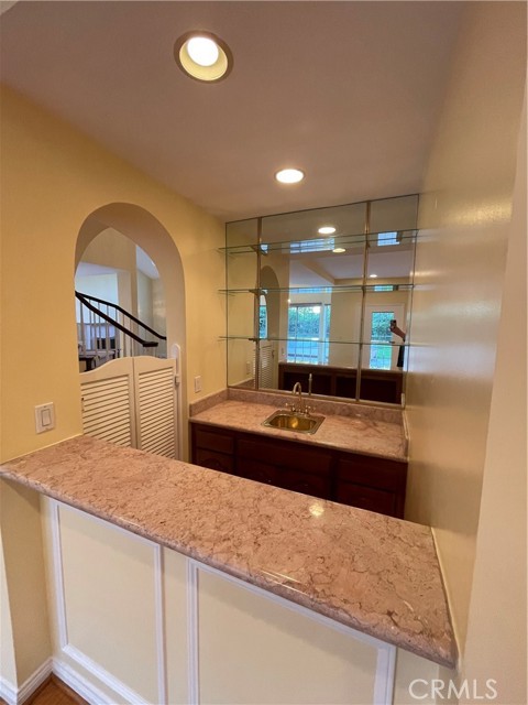 Detail Gallery Image 13 of 31 For 18338 Charlton Ln, Porter Ranch,  CA 91326 - 4 Beds | 3 Baths