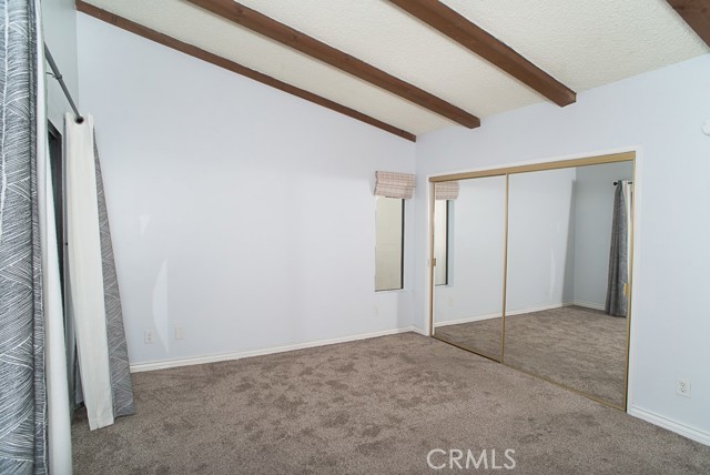 Detail Gallery Image 6 of 12 For 1425 Centinela Ave #1,  Santa Monica,  CA 90404 - 2 Beds | 2/1 Baths