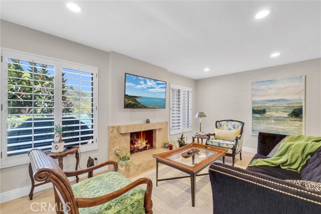 Detail Gallery Image 8 of 28 For 32317 Linda Vista Ln, Dana Point,  CA 92629 - 2 Beds | 2/1 Baths