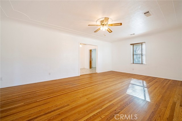 Detail Gallery Image 13 of 41 For 2436 3rd, Merced,  CA 95340 - 3 Beds | 2 Baths