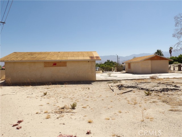 72998 30th Avenue, Thousand Palms CA: https://media.crmls.org/medias/3c061fc2-d703-4013-933d-8bd2c7c7bd61.jpg
