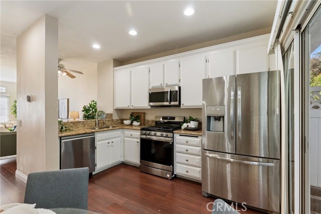 Detail Gallery Image 8 of 36 For 28305 Paseo El Siena #10,  Laguna Niguel,  CA 92677 - 2 Beds | 1/3 Baths