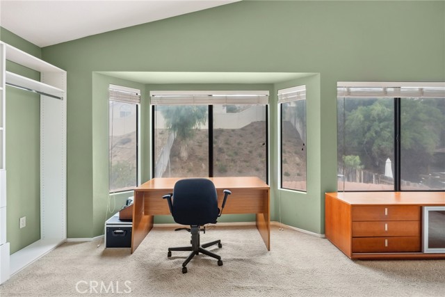 Detail Gallery Image 28 of 40 For 15621 Saul Ct, Canyon Country,  CA 91387 - 4 Beds | 3 Baths