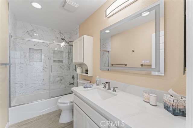 2095 Wetstone Court, Thousand Oaks CA: https://media.crmls.org/medias/3c07f643-4ac2-4721-829b-49f198deab0a.jpg
