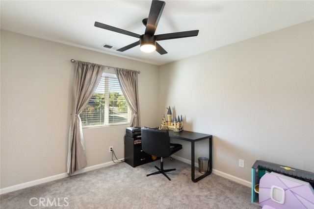 Detail Gallery Image 17 of 55 For 33032 Canopy Ln, Lake Elsinore,  CA 92532 - 4 Beds | 2/1 Baths