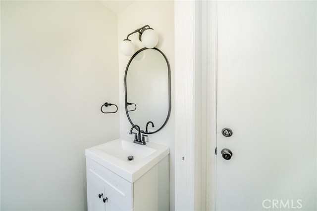 Detail Gallery Image 19 of 54 For 13627 Scenic Crest Dr, Yucaipa,  CA 92399 - 4 Beds | 2/1 Baths