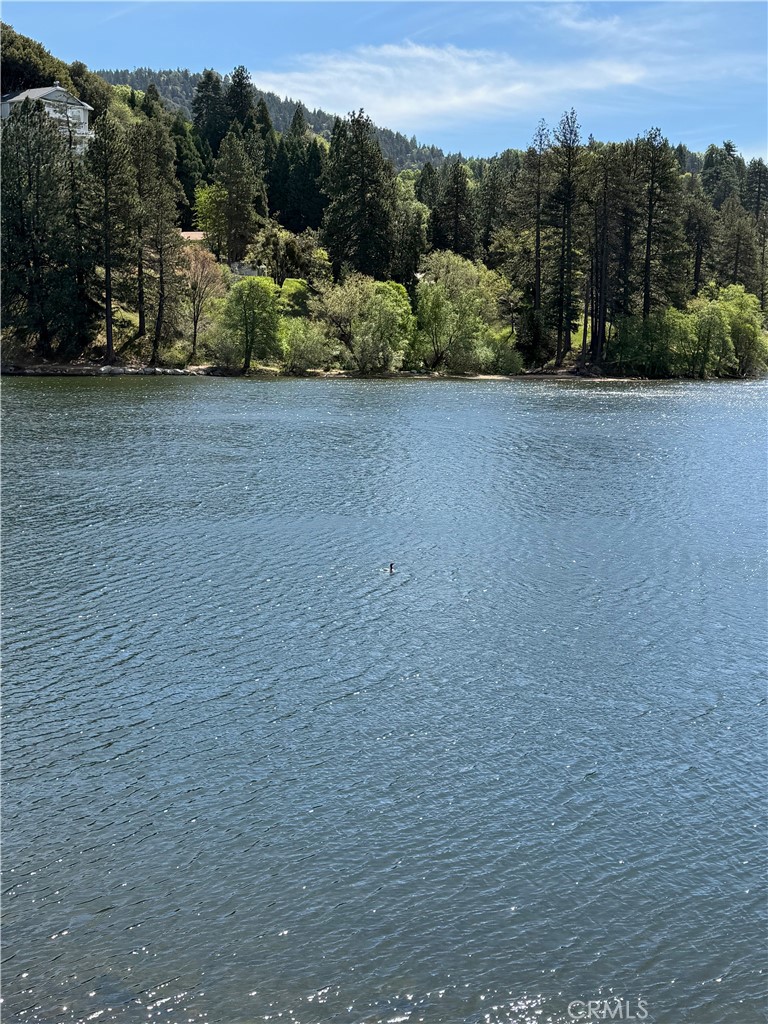 https://media.crmls.org/medias/3c096071-cd47-4aff-8826-8c6e379ef8d2.jpg?preset=X-Large