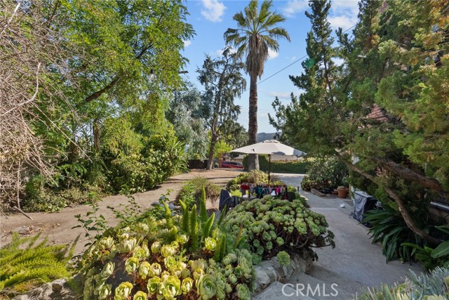10025 Covert Avenue, Tujunga CA: https://media.crmls.org/medias/3c09b303-dc9a-4ce1-a28b-d1b5fb32ecc4.jpg