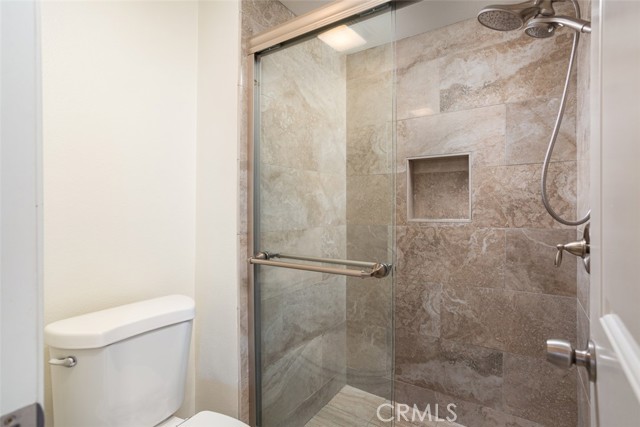 Detail Gallery Image 16 of 25 For 3 Starfish Ct #39,  Newport Beach,  CA 92663 - 3 Beds | 2/1 Baths