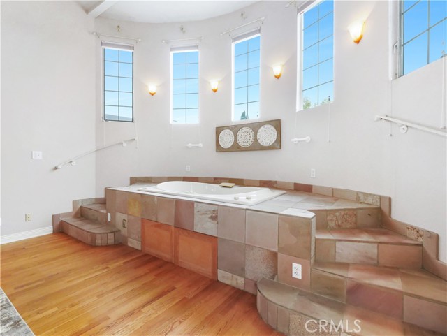 1931 Ruhland Avenue, Redondo Beach, California 90278, 6 Bedrooms Bedrooms, ,4 BathroomsBathrooms,Residential,Sold,Ruhland,SB23015853