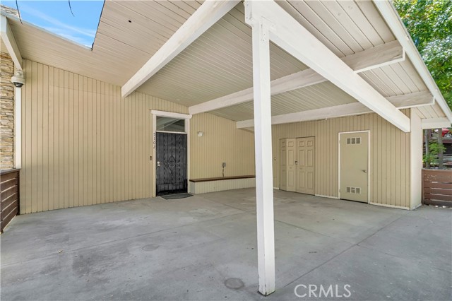 Detail Gallery Image 23 of 32 For 5102 Medina Rd, Woodland Hills,  CA 91364 - 2 Beds | 2 Baths