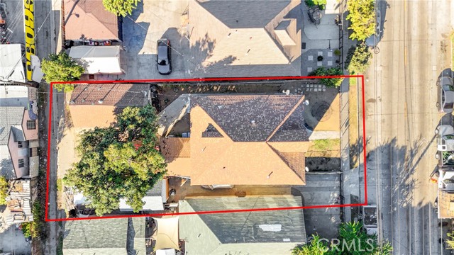 626 East 51st photo 22