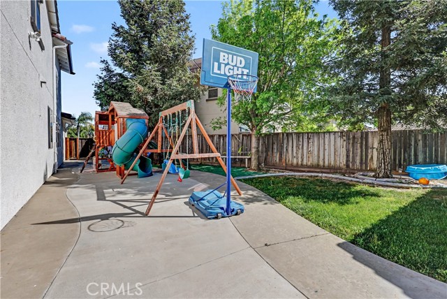 Detail Gallery Image 49 of 54 For 2001 Sola Ct, Atwater,  CA 95301 - 5 Beds | 3/1 Baths