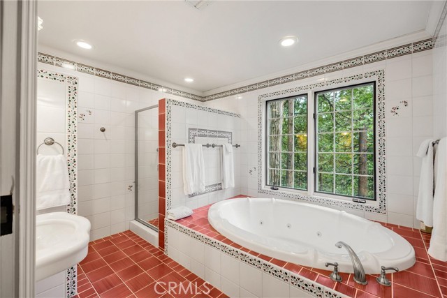 29162 Bald Eagle Ridge, Lake Arrowhead CA: https://media.crmls.org/medias/3c107a75-65f8-463f-b901-d5a0965ee3fb.jpg