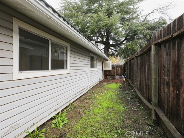 Detail Gallery Image 16 of 19 For 6907 Laurel Del Dr, Lucerne,  CA 95458 - 4 Beds | 1/1 Baths