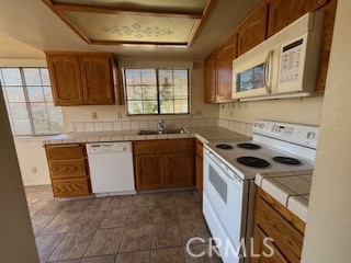 Detail Gallery Image 7 of 25 For 19218 Elm Dr, Apple Valley,  CA 92308 - 2 Beds | 2 Baths