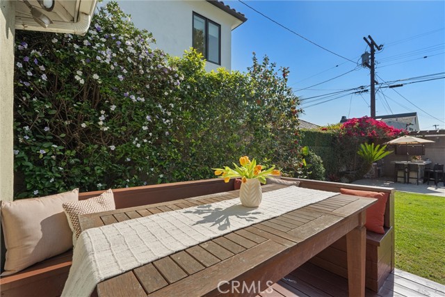 715 Havana Avenue, Long Beach CA: https://media.crmls.org/medias/3c16a4cd-ea41-434d-8d9c-e32e4766fa58.jpg