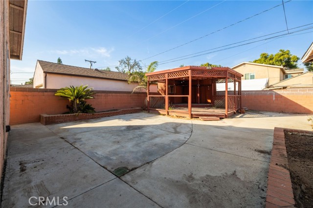 Detail Gallery Image 32 of 43 For 333 E Smith St, Long Beach,  CA 90805 - 3 Beds | 2 Baths