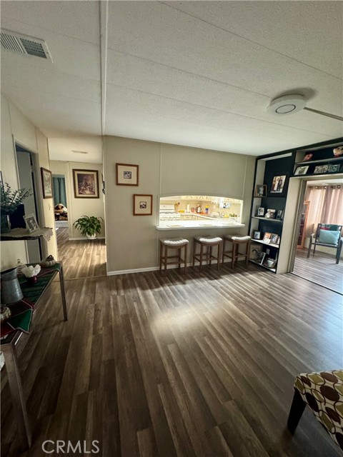 Detail Gallery Image 30 of 41 For 12700 Elliott Ave #406,  El Monte,  CA 91732 - 3 Beds | 2 Baths