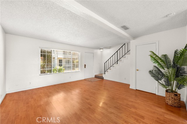 Detail Gallery Image 8 of 41 For 17425 Arrow Bl #8,  Fontana,  CA 92335 - 2 Beds | 1/1 Baths