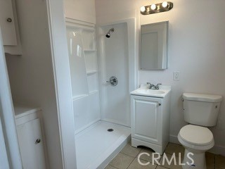Detail Gallery Image 4 of 7 For 1215 N Dresden Pl #8,  Anaheim,  CA 92801 - 1 Beds | 1 Baths