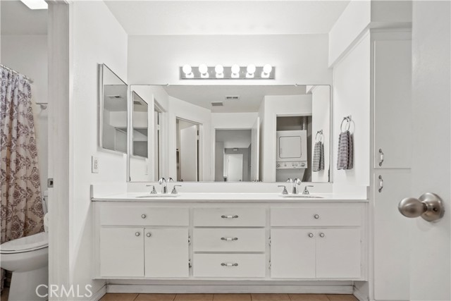 Detail Gallery Image 15 of 41 For 24123 Del Monte Dr #105,  Valencia,  CA 91355 - 1 Beds | 1 Baths