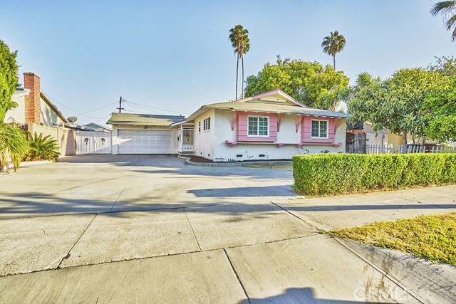 2432 W Orange Ave, Anaheim, CA 92804