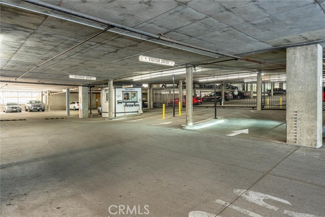 24595 Town Center Drive, Valencia CA: https://media.crmls.org/medias/3c1bcd8d-fcf1-4bc3-a044-01811550e07c.jpg