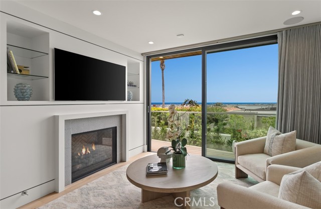 1501 Serenade, Corona del Mar CA: https://media.crmls.org/medias/3c1bd283-2a9b-49ca-9831-0f87bc932840.jpg