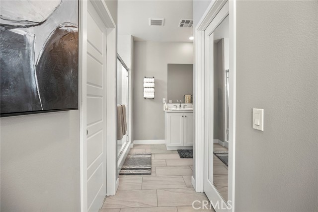 Detail Gallery Image 22 of 29 For 220 Siena, Lake Forest,  CA 92630 - 3 Beds | 3/1 Baths