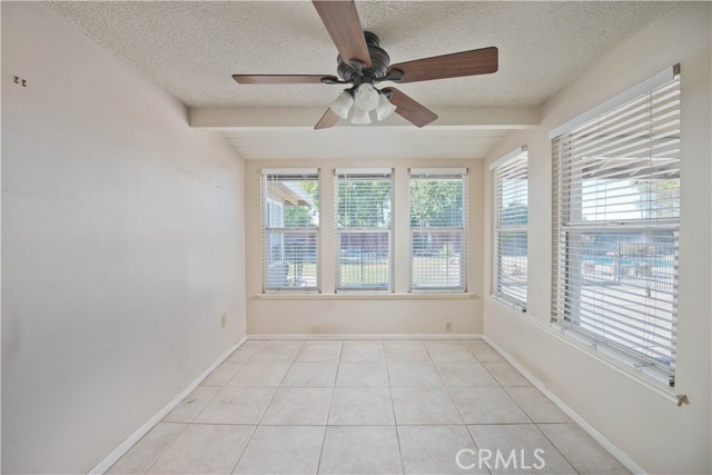 Detail Gallery Image 7 of 36 For 6111 Claridge Dr, Riverside,  CA 92506 - 4 Beds | 2 Baths