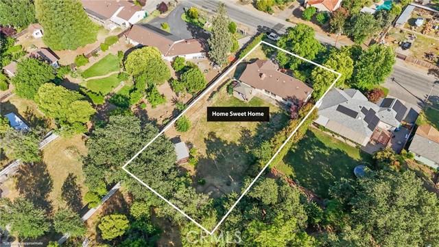 Detail Gallery Image 34 of 39 For 1000 W 11th Ave, Chico,  CA 95926 - 3 Beds | 1 Baths