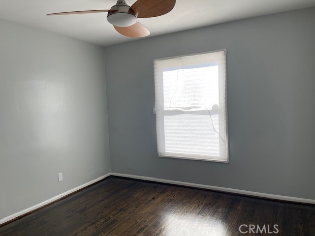 Detail Gallery Image 15 of 31 For 12619 Tiara St., Valley Village,  CA 91607 - 3 Beds | 1/1 Baths