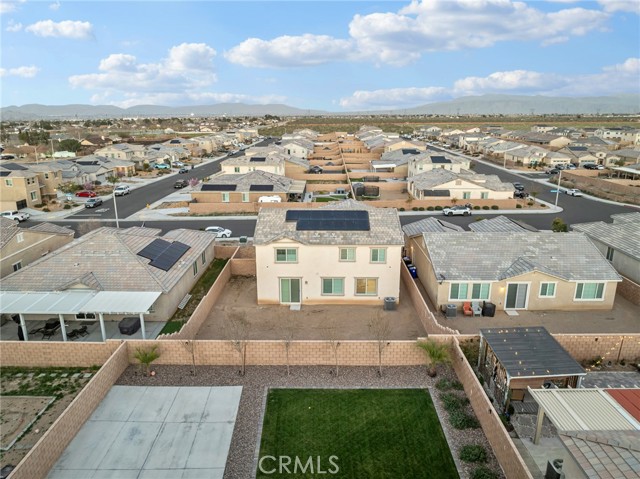 Detail Gallery Image 6 of 44 For 11254 Fisherman, Victorville,  CA 92392 - 5 Beds | 3 Baths