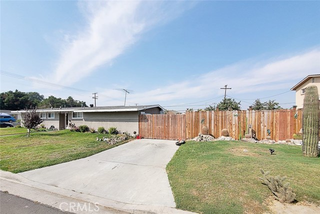 8261 20Th St, Westminster, CA 92683