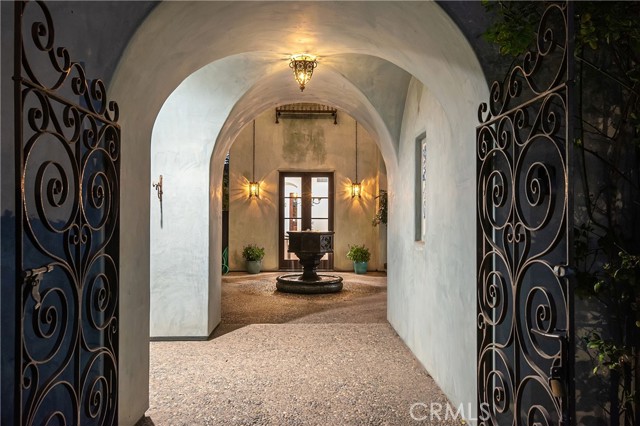 1725 Oak Avenue, Manhattan Beach, California 90266, 4 Bedrooms Bedrooms, ,4 BathroomsBathrooms,Residential,Sold,Oak,SB21251679