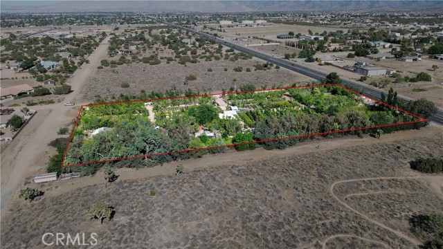13874 Ranchero Road, Oak Hills CA: https://media.crmls.org/medias/3c1f29c4-febc-4be7-bcc5-4e6e73c7f2c5.jpg
