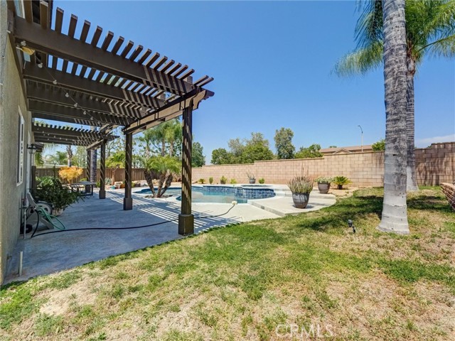 Image 37 of 45 For 8242 Daisy Lane