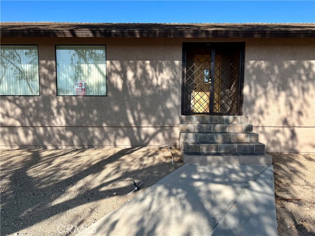 Detail Gallery Image 8 of 26 For 99 Zoe Ln, Needles,  CA 92363 - 3 Beds | 2 Baths