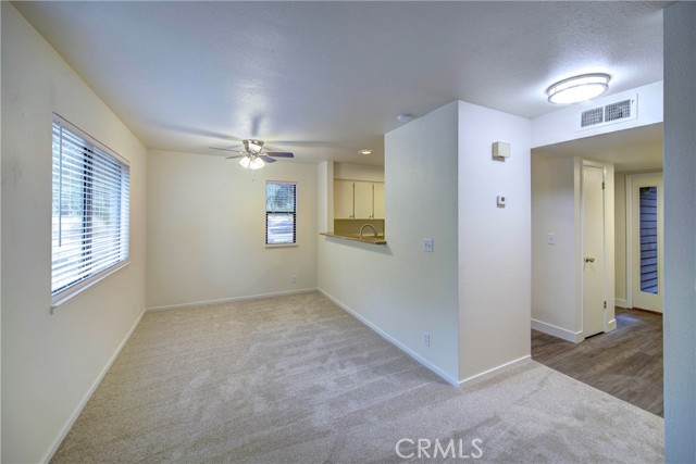 Detail Gallery Image 14 of 41 For 2934 Pennyroyal Dr, Chico,  CA 95928 - 3 Beds | 1/1 Baths