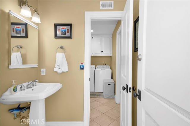 Detail Gallery Image 26 of 73 For 10201 Beverly Dr, Huntington Beach,  CA 92646 - 5 Beds | 2/1 Baths
