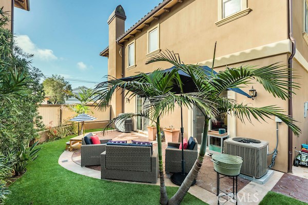 2202 Voorhees Avenue, Redondo Beach, California 90278, 4 Bedrooms Bedrooms, ,4 BathroomsBathrooms,Residential,Sold,Voorhees,SB17021148