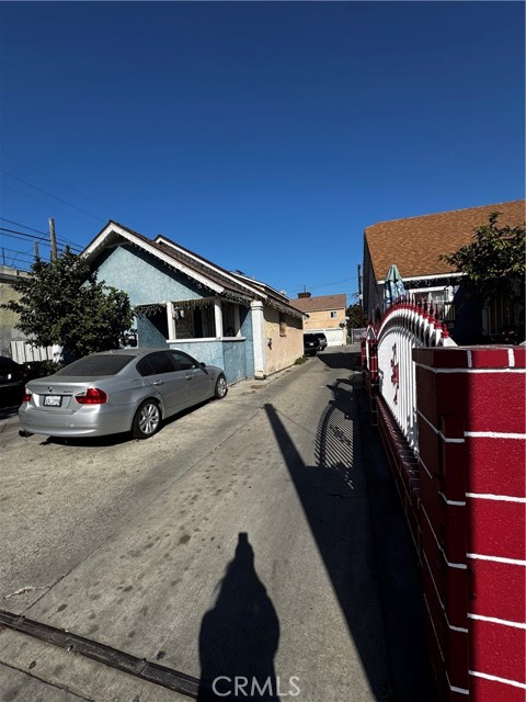 Front Image Thumbnail for CRDW26020560