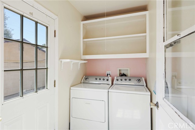 Detail Gallery Image 12 of 23 For 5940 Cedros Ave, Van Nuys,  CA 91411 - 2 Beds | 1 Baths