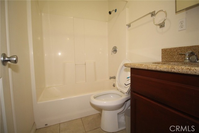 7914 Seville Avenue, Huntington Park CA: https://media.crmls.org/medias/3c254fba-90e4-4130-af5b-aa7c83410c7e.jpg