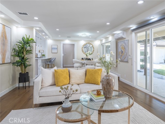 Detail Gallery Image 6 of 33 For 417 S Charvers Ave, West Covina,  CA 91791 - 4 Beds | 3 Baths