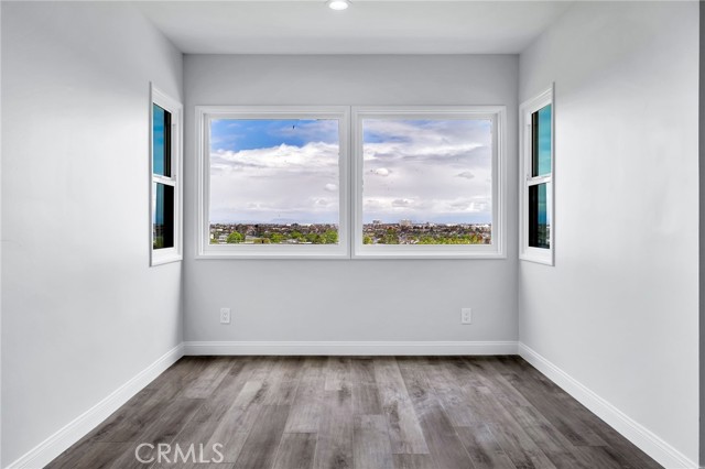 Detail Gallery Image 12 of 65 For 4409 Vista Largo, Torrance,  CA 90505 - 4 Beds | 3 Baths