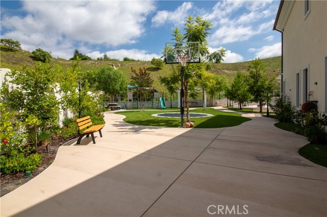 Detail Gallery Image 21 of 24 For 51 Egret, Irvine,  CA 92618 - 5 Beds | 5/1 Baths