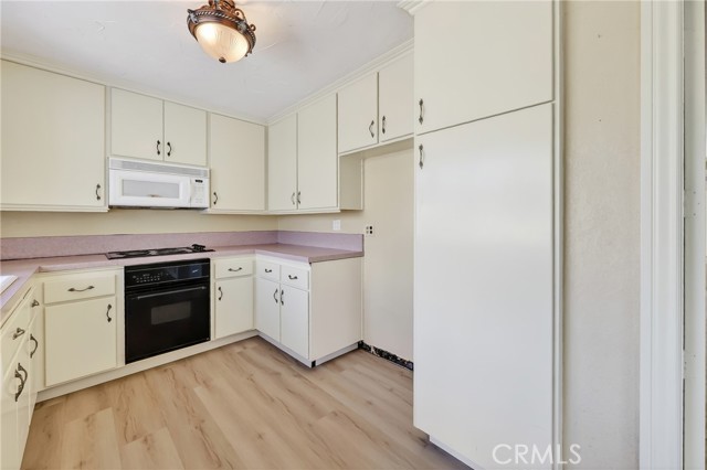 Detail Gallery Image 20 of 49 For 22102 Padova, Laguna Hills,  CA 92653 - 4 Beds | 2 Baths